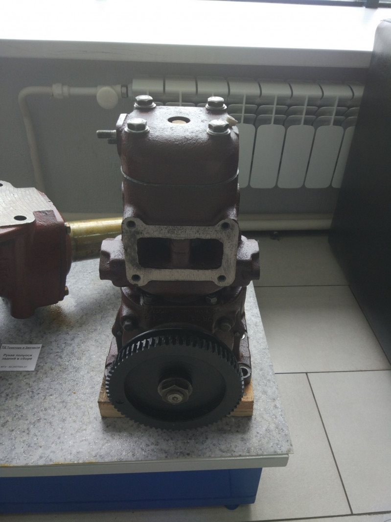 Пусковой двигатель ПД-10 — 1